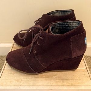 TOMS Desert Wedge Booties